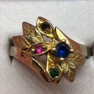 Birthstone Ring • Mother’s Stone & 3 Child Stones• Gold Tone Leaf Motif • Size 7
